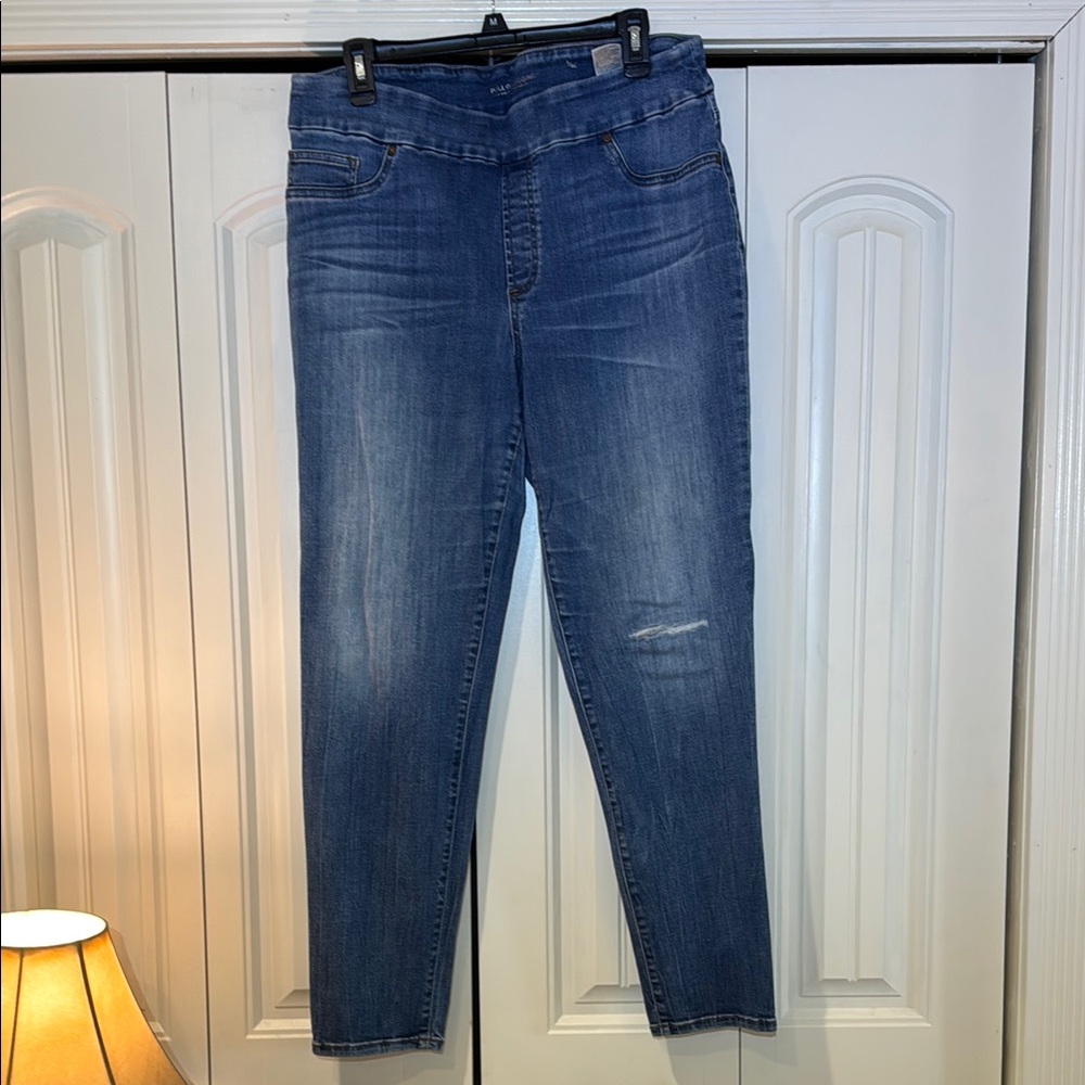 Women's Blue Jeans
